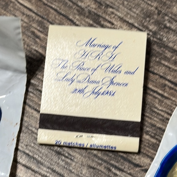 Collectible Princess Diana Lot - Picture 8 of 9